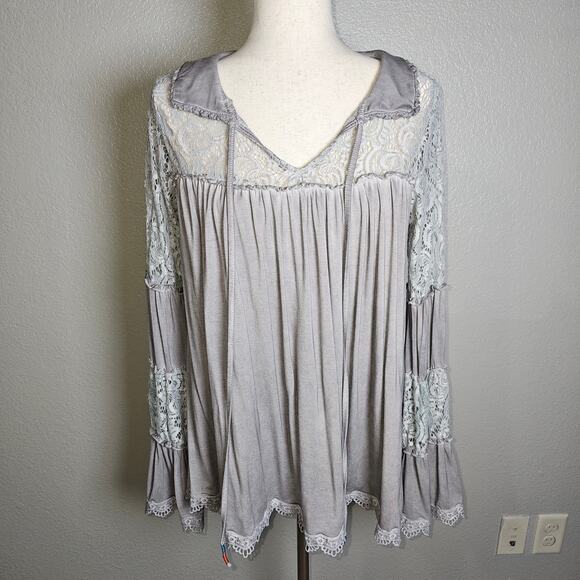 Pol Grey Whimseygoth Lace Boho Statement Sleeve Feminine Bell Sleeve Tunic top M - Picture 3 of 13